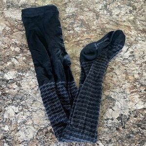 Smartwool Women's Black and Gray Patterned Wool Blend Tights S Warm Minimalist